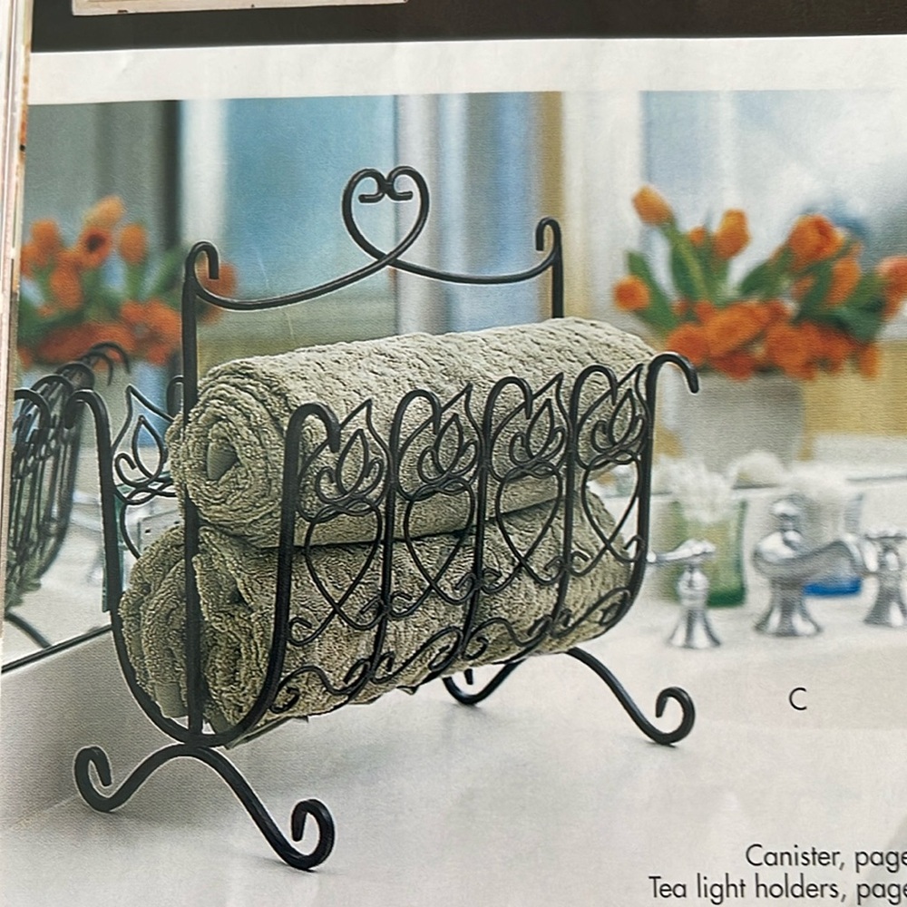 Southern Living at Home Davistown magazine rack